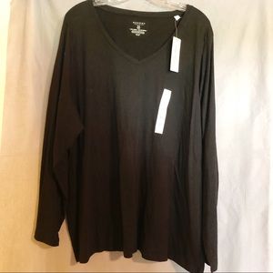 NWT Black lightweight v-neck t-shirt 3X
